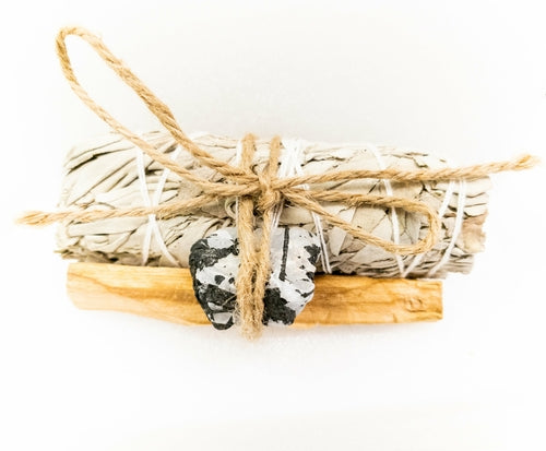 Palo Santo, Sage &amp; Crystal Smoke Cleansing Bundle